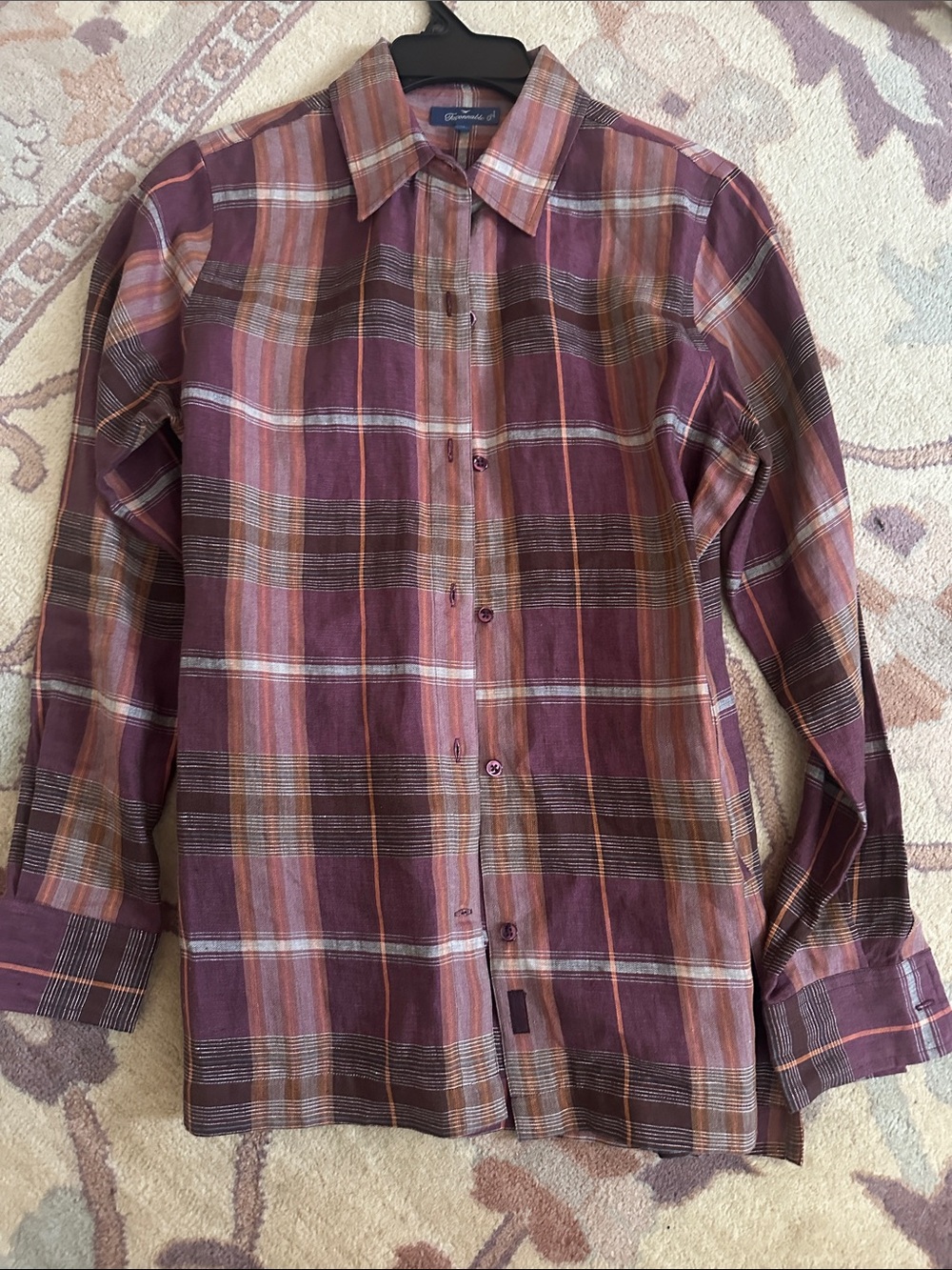 Plum linen faconnable button down